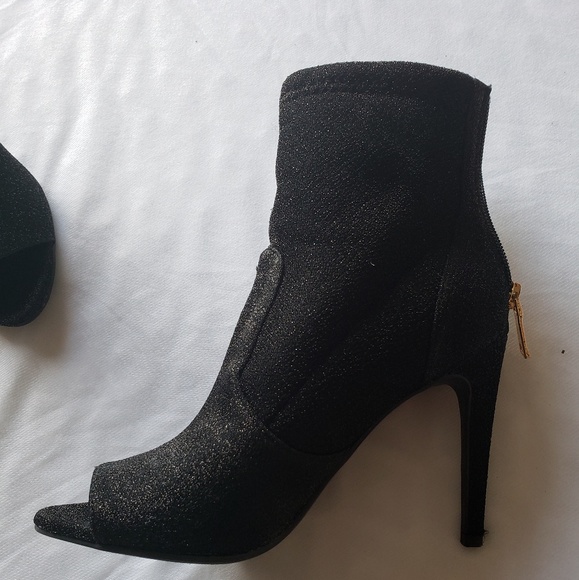 Black stiletto boots - Picture 4 of 5